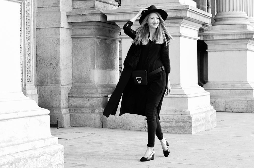 All_black_outfit_streetstyle_Coccinelle_11